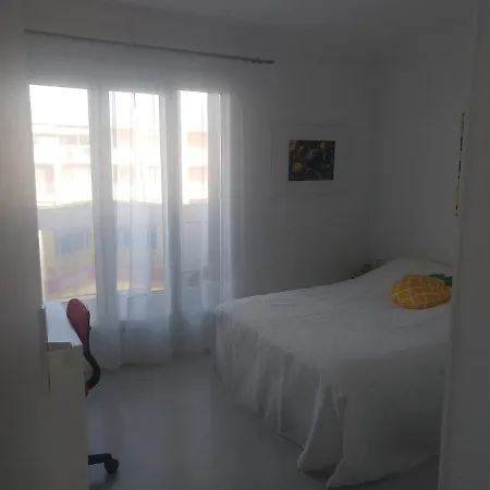 Apartman 3-bedroom - Parking - 2 Min - Cros De